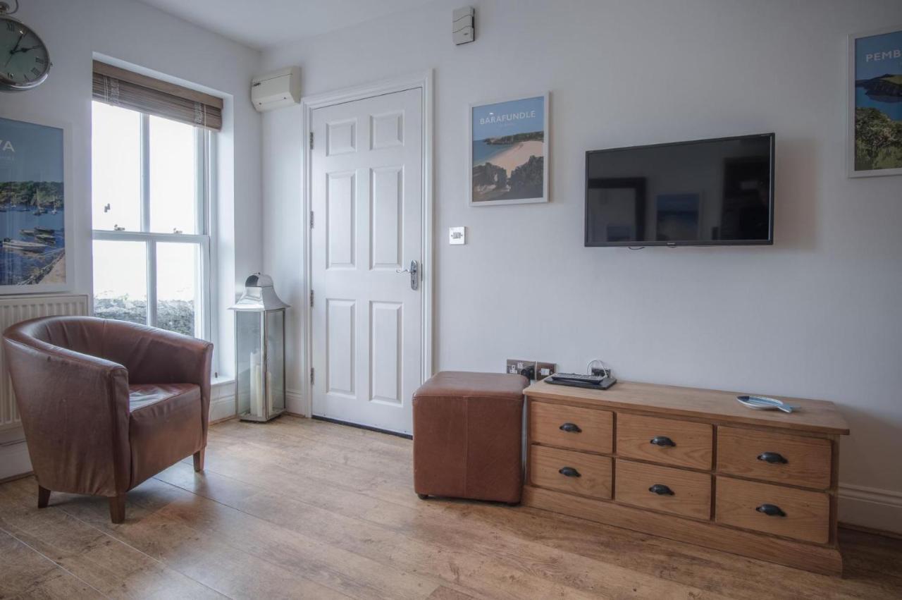Goscar Court - 1 Bedroom Apartment - Tenby Esterno foto