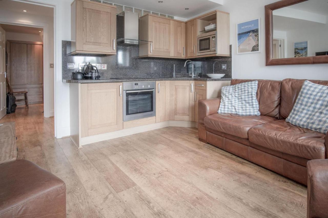 Goscar Court - 1 Bedroom Apartment - Tenby Esterno foto