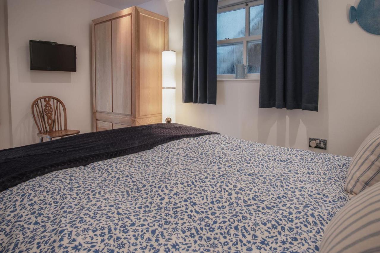 Goscar Court - 1 Bedroom Apartment - Tenby Esterno foto